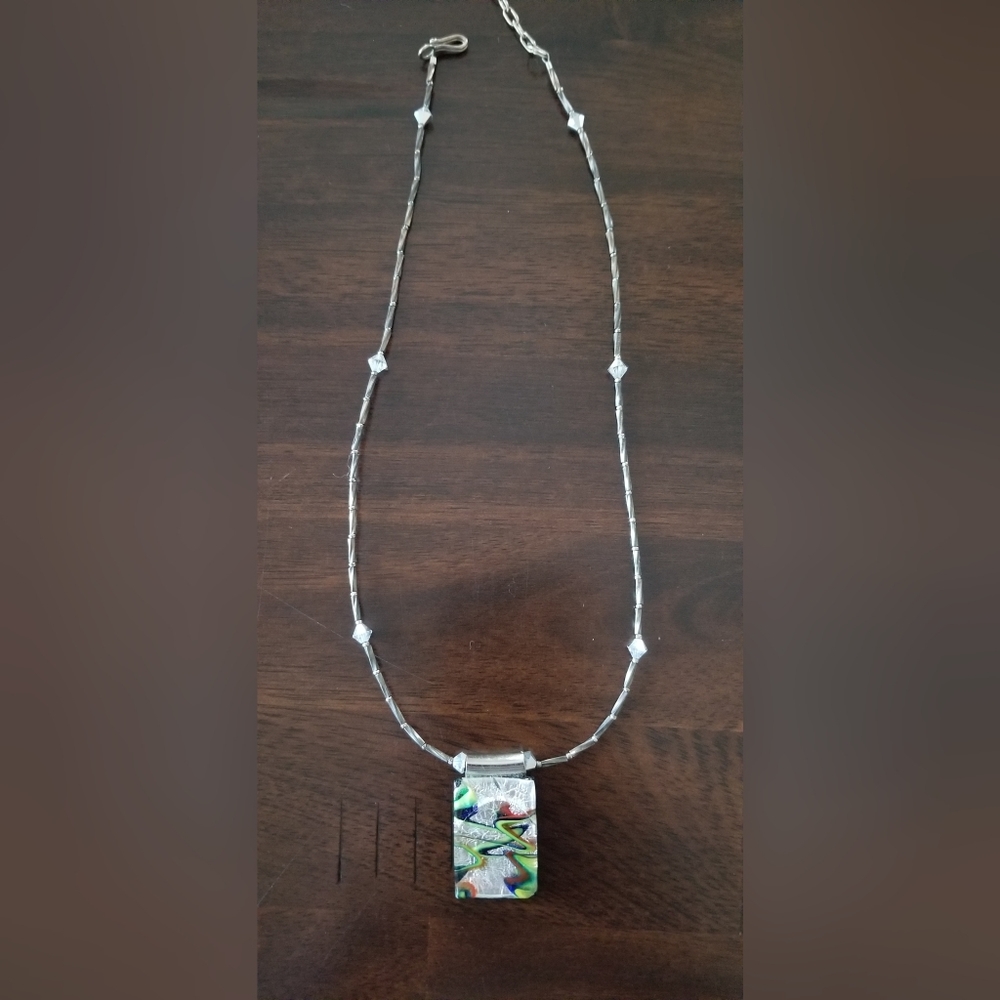Pendant necklace